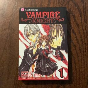 Vampire Knight Volume 1